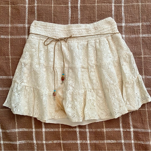 3 piece bundle! 2 Rust Color Raggs II Riches tops with lace Cream Mini Skirt XS! - Picture 2 of 14